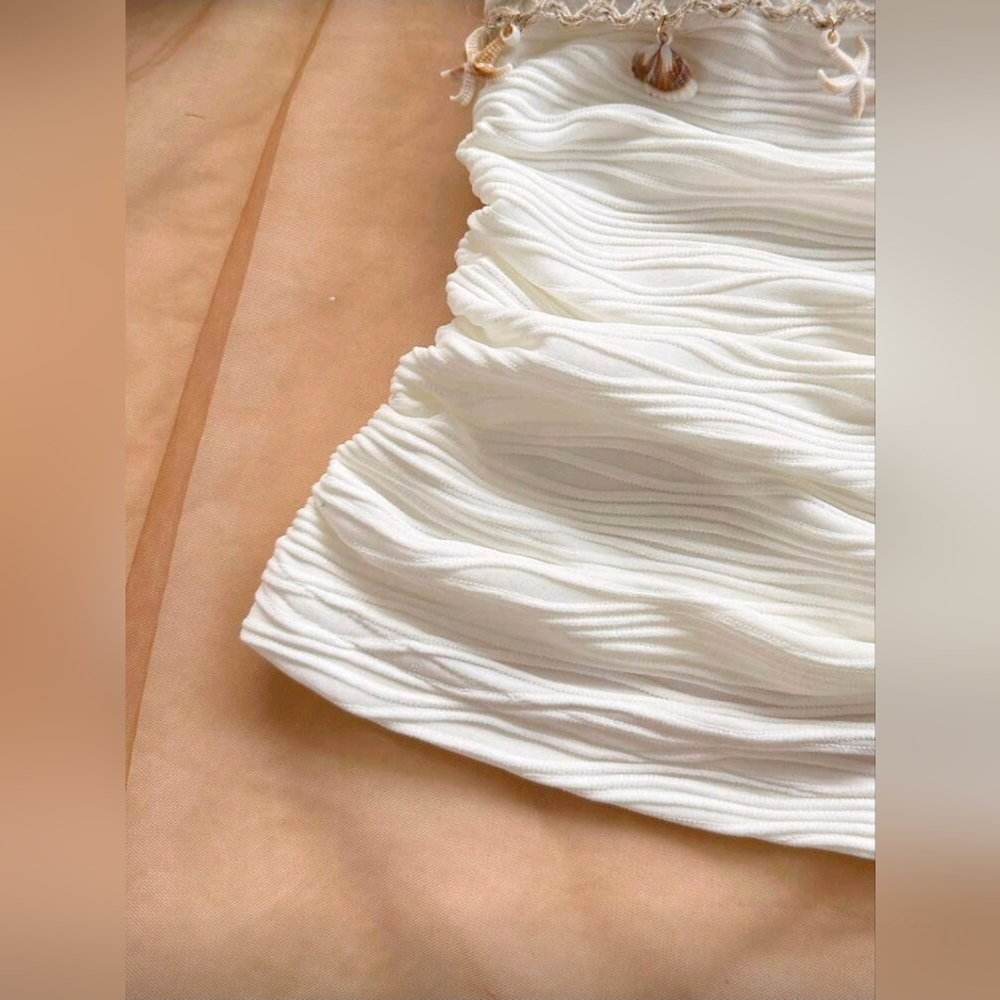 Soleia Tie Strap Starfish Shell Decor V-Neck Metal Buckle Knit Textured Halter - Picture 4 of 7